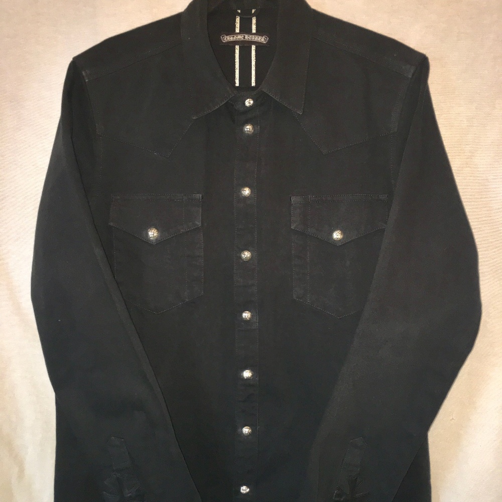 Chrome Hearts blk button down